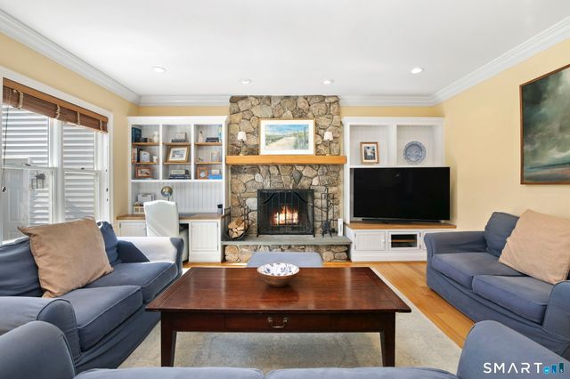 42 Topstone Road, Redding, CT 06896