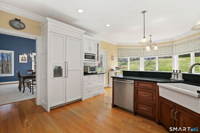 42 Topstone Road, Redding, CT 06896