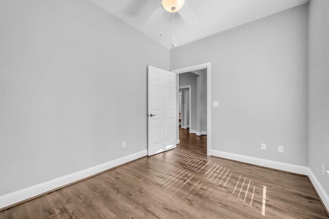 1 Hanover Lane, Panorama Village, TX 77304