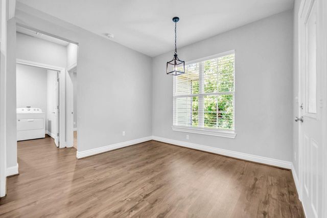 1 Hanover Lane, Panorama Village, TX 77304