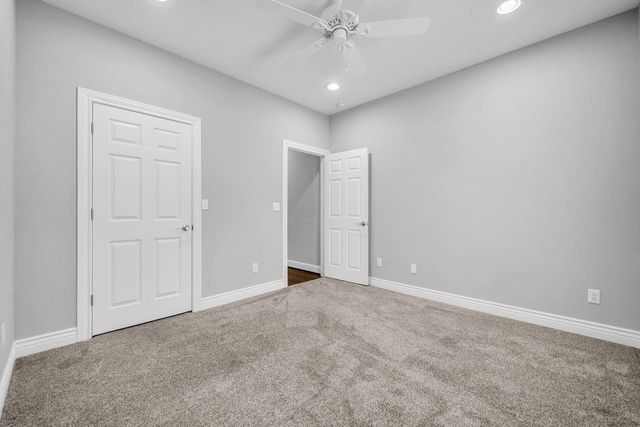1 Hanover Lane, Panorama Village, TX 77304