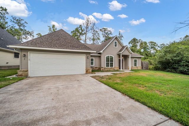 1 Hanover Lane, Panorama Village, TX 77304