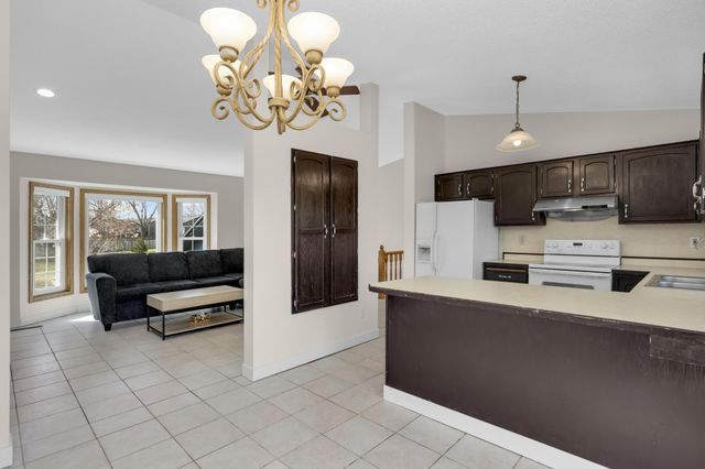 13645 Glenhurst Avenue, Savage, MN 55378