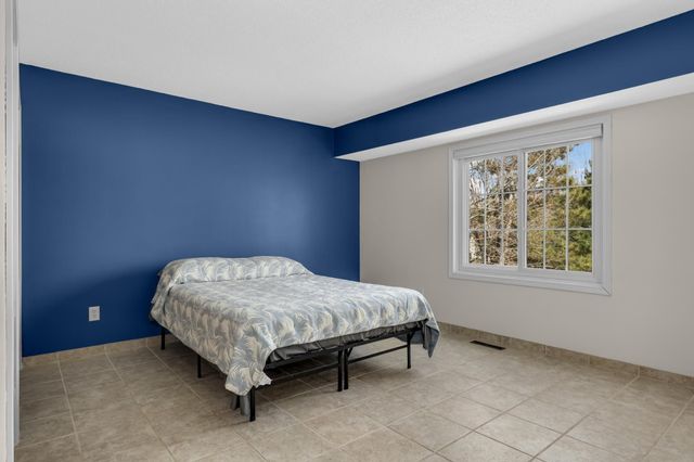 13645 Glenhurst Avenue, Savage, MN 55378