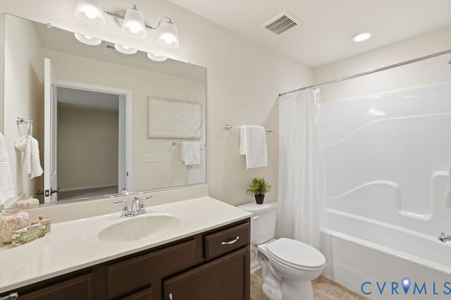 14603 Ashlake Manor Dr, Chesterfield, VA 23832