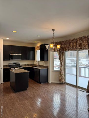 2350 Brigantine, Commerce Twp, MI 48382