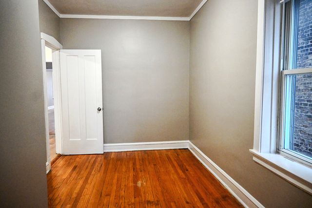 5527 W Potomac Avenue 1, Chicago, IL 60651