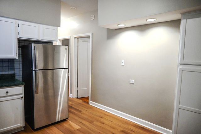 5527 W Potomac Avenue 1, Chicago, IL 60651