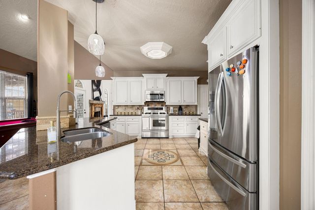 21427 Tophill Drive, Spring, TX 77388