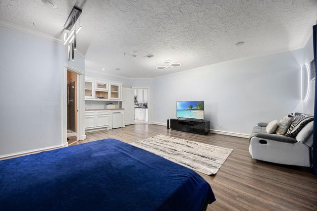 21427 Tophill Drive, Spring, TX 77388