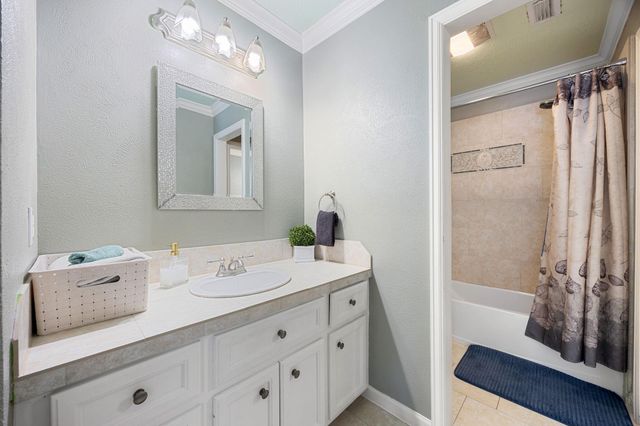 21427 Tophill Drive, Spring, TX 77388