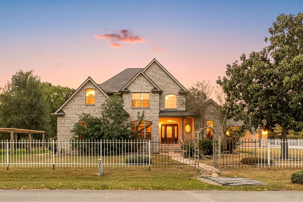 21427 Tophill Drive, Spring, TX 77388