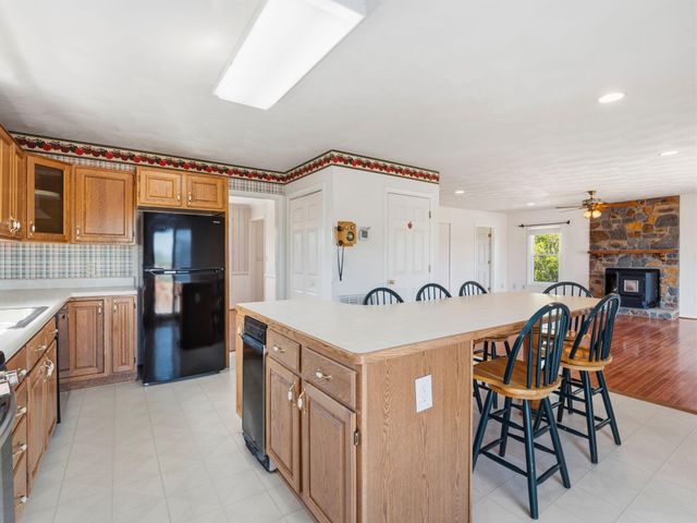 1658 Country Club RD, Troutville, VA 24175