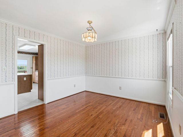 1658 Country Club RD, Troutville, VA 24175