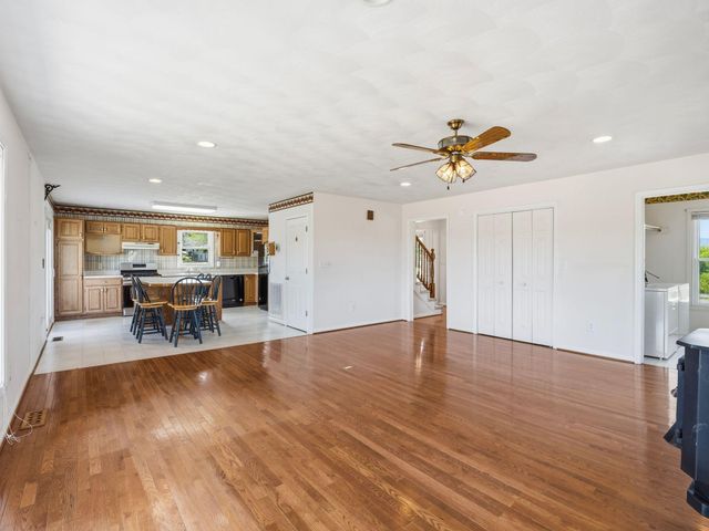 1658 Country Club RD, Troutville, VA 24175