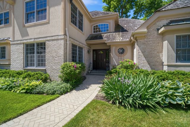 1771 Stanford Court, Lake Forest, IL 60045