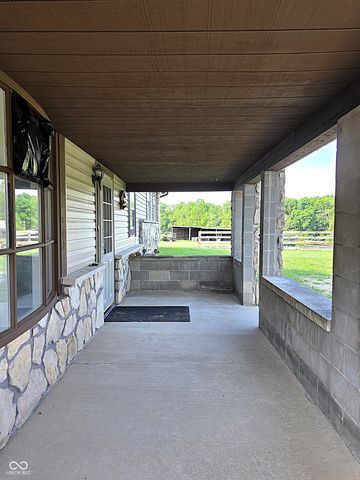 6736 W County Road 675 S, Reelsville, IN 46171