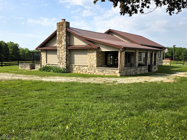 6736 W County Road 675 S, Reelsville, IN 46171