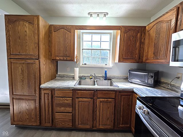 6736 W County Road 675 S, Reelsville, IN 46171