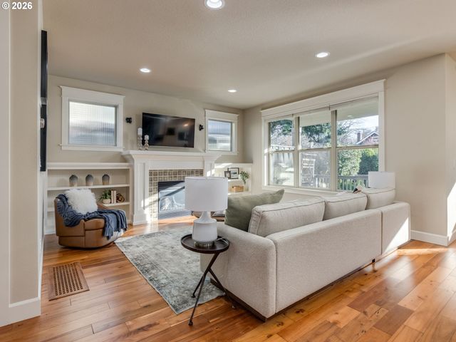 1580 Se MARION St, Portland, OR 97202