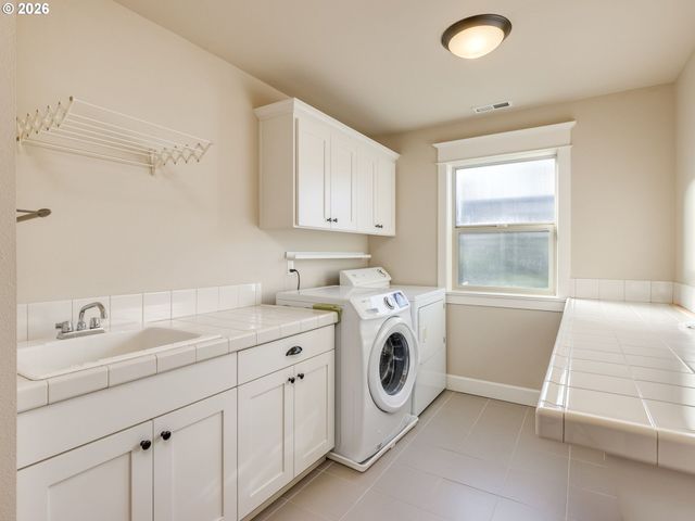 1580 Se MARION St, Portland, OR 97202