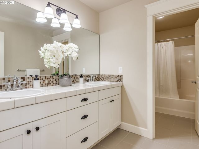 1580 Se MARION St, Portland, OR 97202