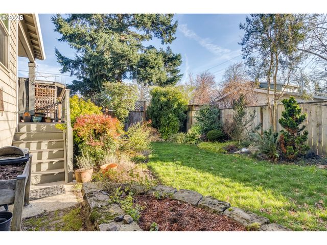 1580 Se MARION St, Portland, OR 97202