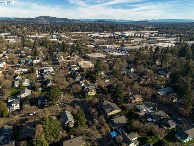 1580 Se MARION St, Portland, OR 97202