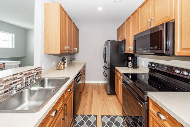 132 Golf View Lane, Summerville, SC 29485