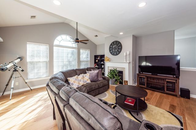 132 Golf View Lane, Summerville, SC 29485