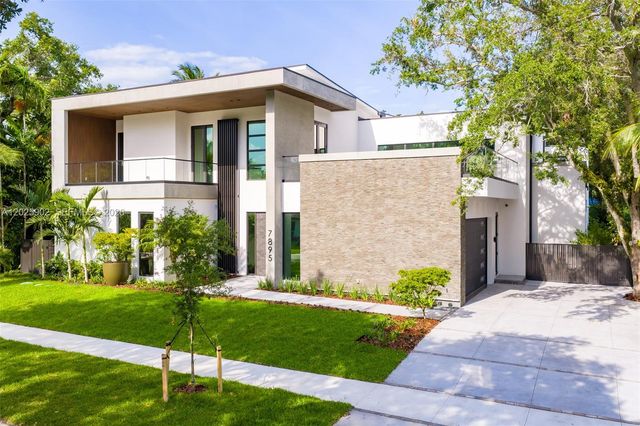 7895 SW 52nd Court, Miami, FL 33143