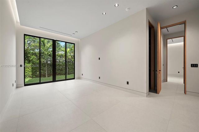 7895 SW 52nd Court, Miami, FL 33143