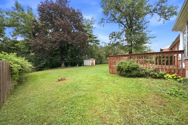 500 Skyline Drive, Fox River Grove, IL 60021