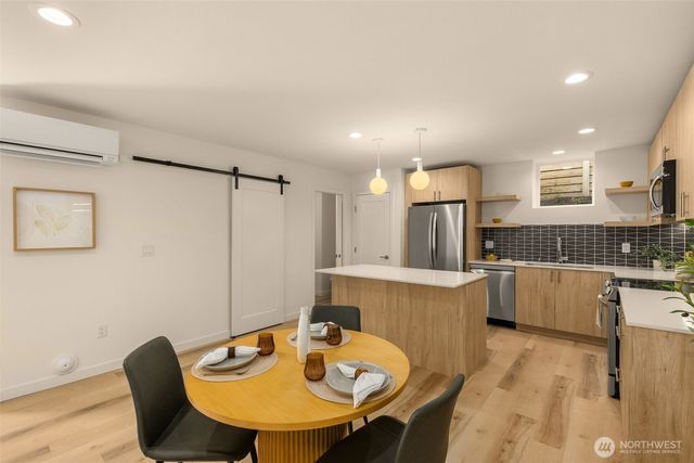 3916 S Juneau Street, Seattle, WA 98118