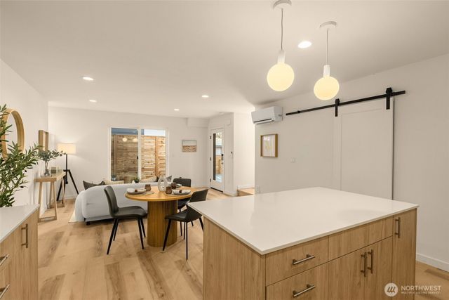 3916 S Juneau Street, Seattle, WA 98118