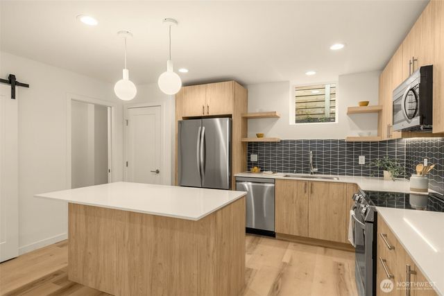 3916 S Juneau Street, Seattle, WA 98118