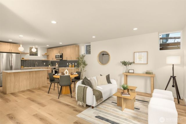 3916 S Juneau Street, Seattle, WA 98118