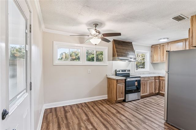 716 Gordon Street, Brunswick, GA 31520