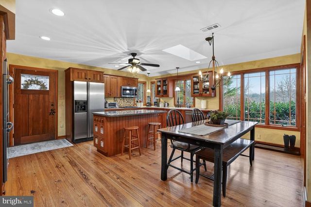 6195 LERNER LN, Broad Run, VA 20137