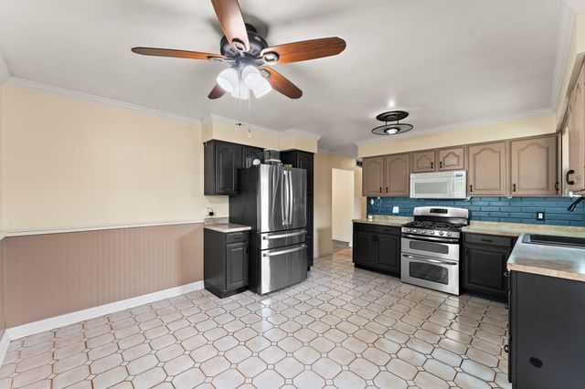 2568 Brandt Street, Portage, IN 46368
