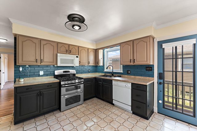 2568 Brandt Street, Portage, IN 46368