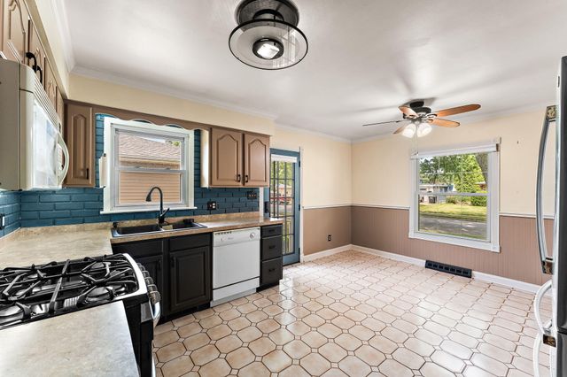 2568 Brandt Street, Portage, IN 46368