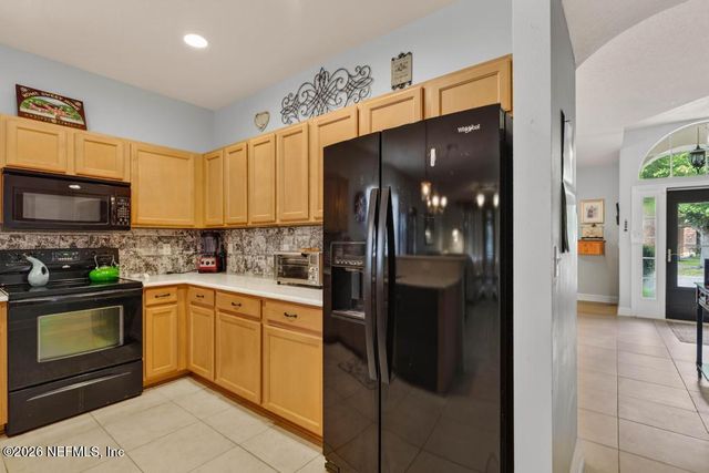 75104 MORNING GLEN Court, Yulee, FL 32097