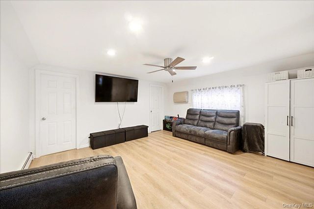 133B Edgewater Park 133B, Bronx, NY 10465
