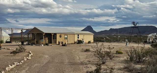 3101 E Este Road, Terlingua, TX 79852