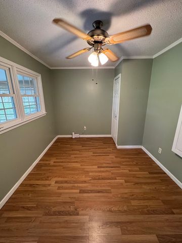 1912 KIMBROUGH DR, Covington, TN 38019