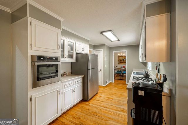 140 Rollingwood Drive, Athens, GA 30605