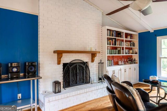 140 Rollingwood Drive, Athens, GA 30605