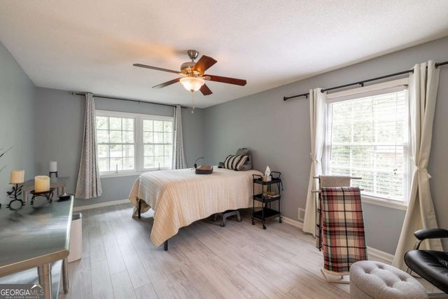 140 Rollingwood Drive, Athens, GA 30605