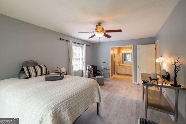 140 Rollingwood Drive, Athens, GA 30605